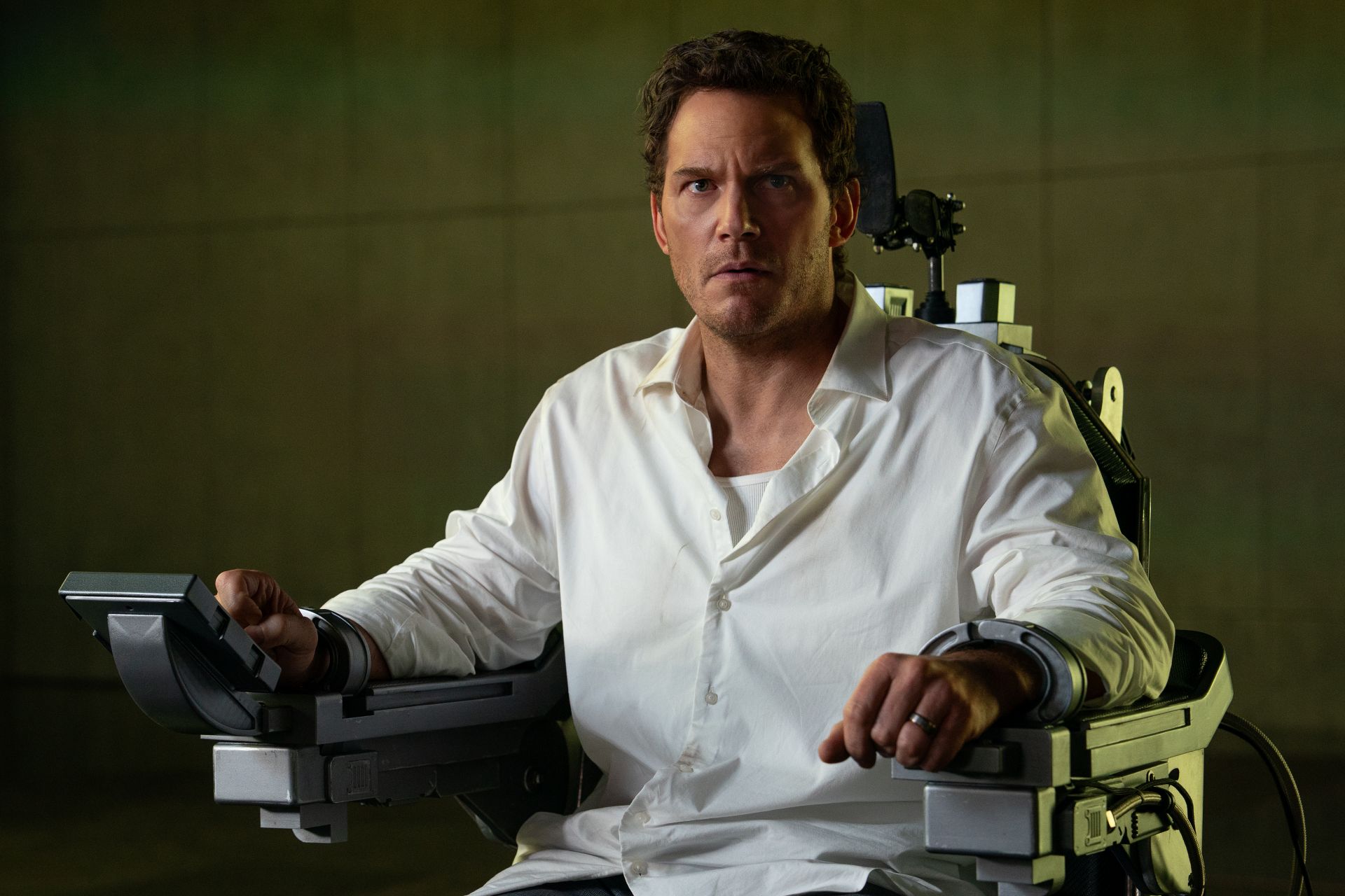 Chris Pratt hrá Chrisa Ravena vo filme Dôkaz viny od Amazon MGM Studios. Foto: Justin Lubin© 2025 Amazon Content Services LLC. Všetky práva vyhradené.