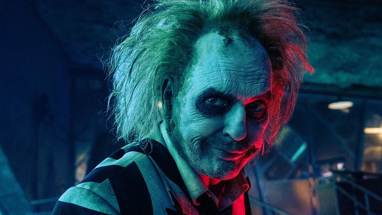 Poriadne šťavnaté pokračovanie! Do kín prišiel Beetlejuice Beetlejuice