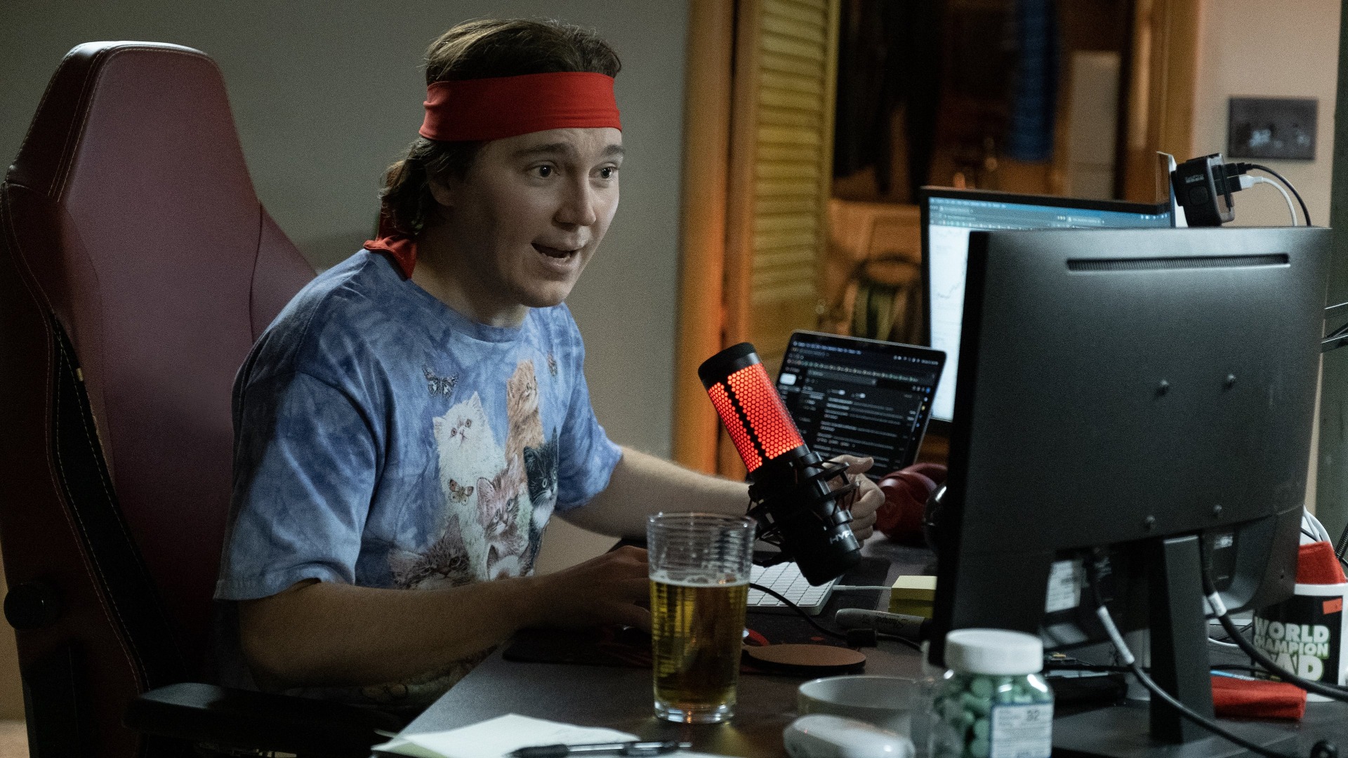  Dumb Money / Sony Pictures Entertainment