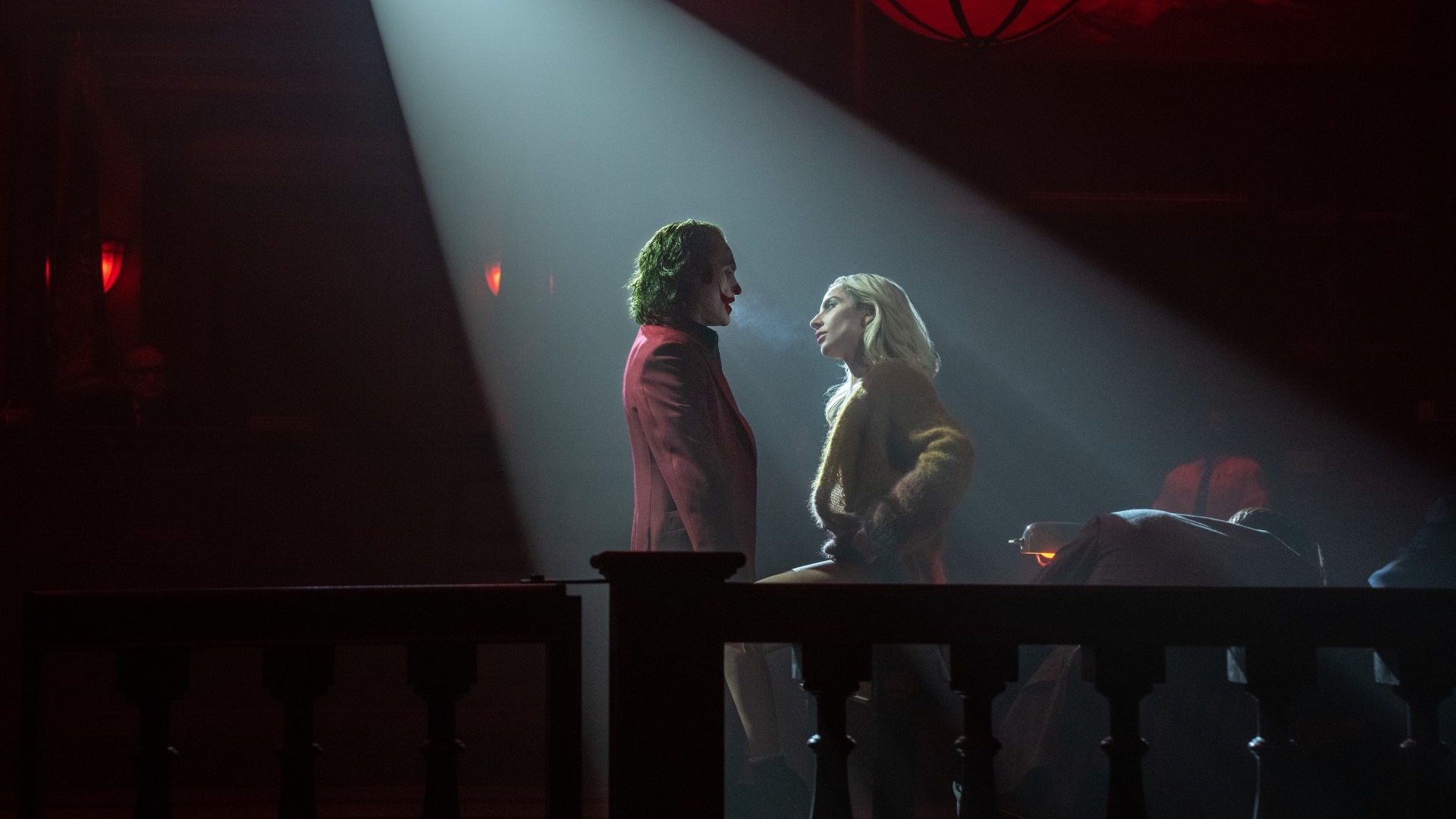 Joker: Folie à Deux – Vizuálna extravagancia, ktorá balansuje medzi genialitou a chaosom