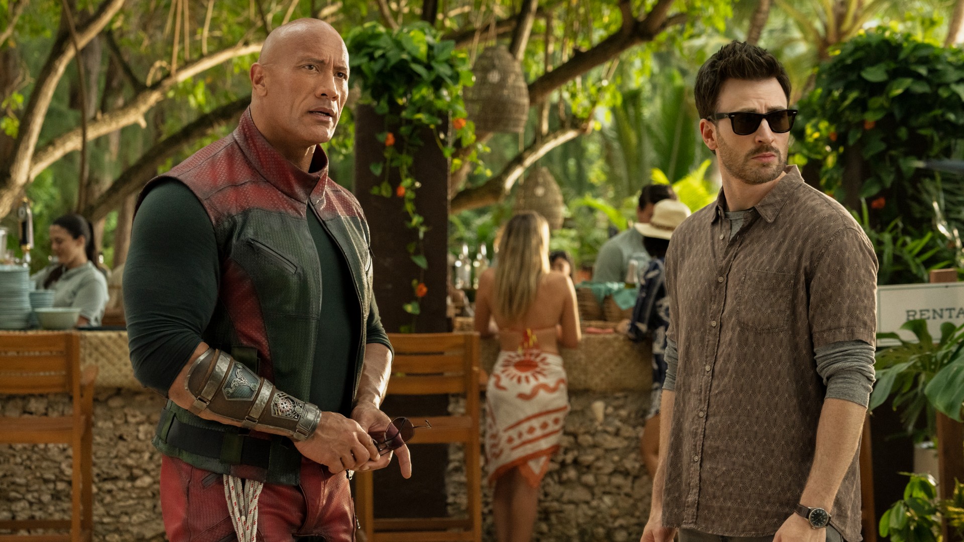 Veľkofilm Red One prichádza s trailerom, v ktorom Dwanye „The Rock“ Johnson a Chris Evans zachraňujú Vianoce